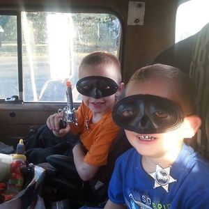 Meet your Posher, Hank